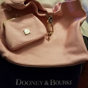 Dooney & Bourke